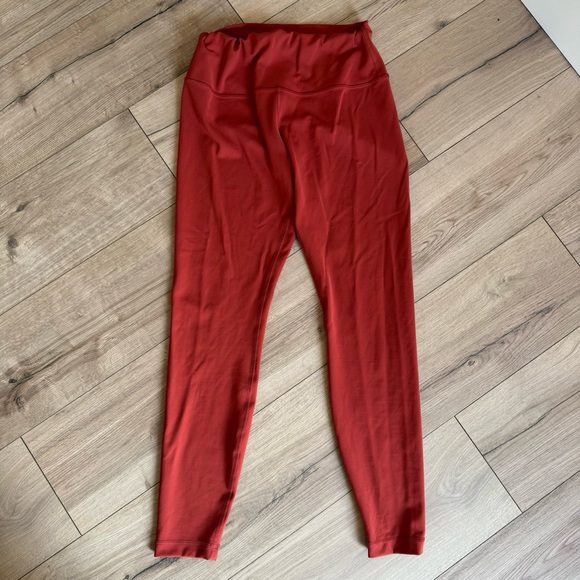 Lululemon Wunder Train High Rise Tight 12 - Picture 2 of 6